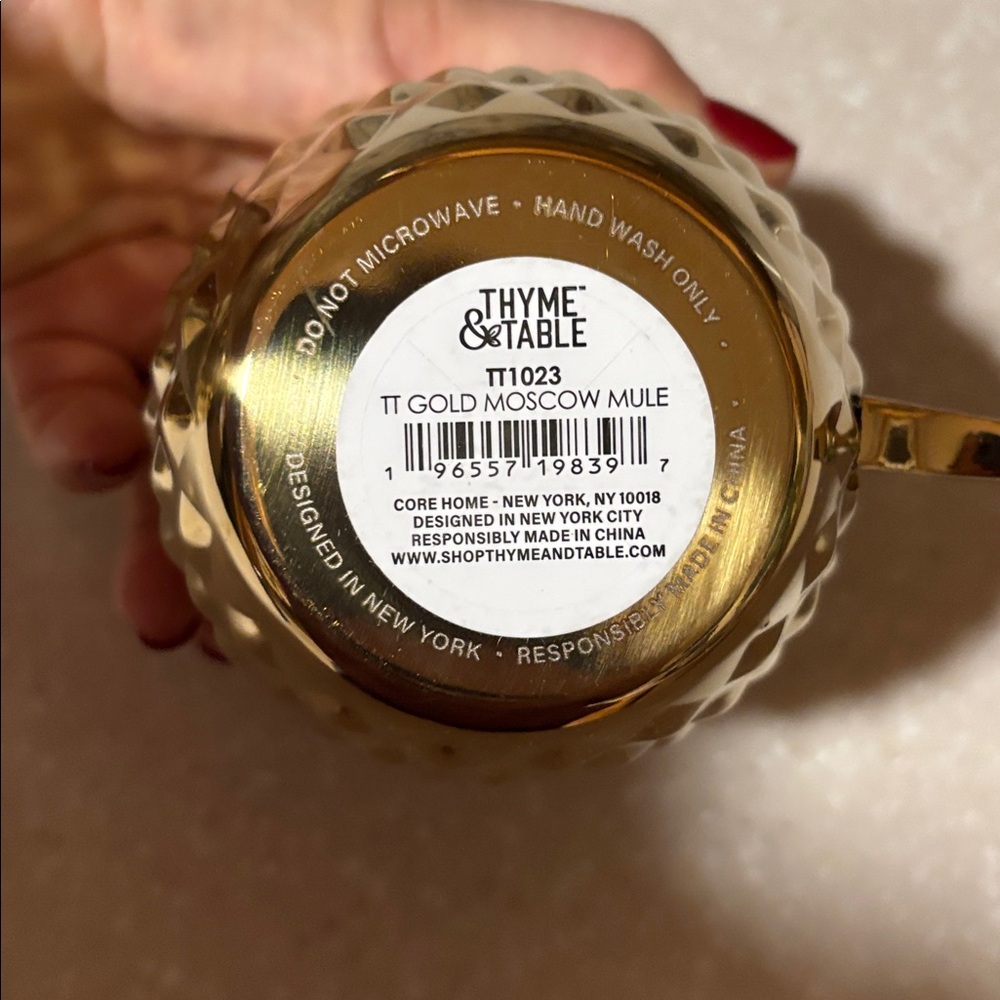 Set of two Gold Geometric Moscow Mule Mugs - Picture 6 of 6